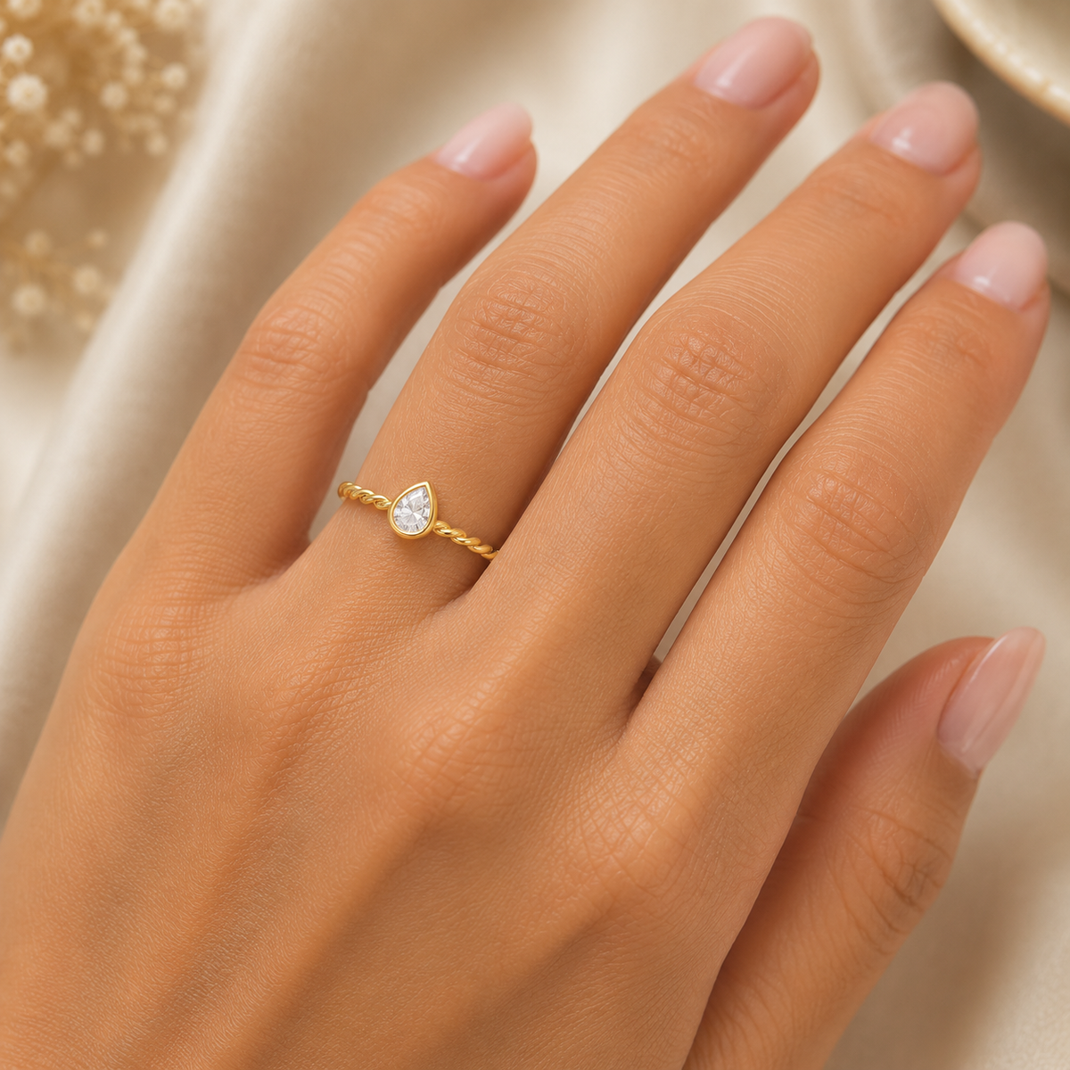14K Twisted Pear Stacker